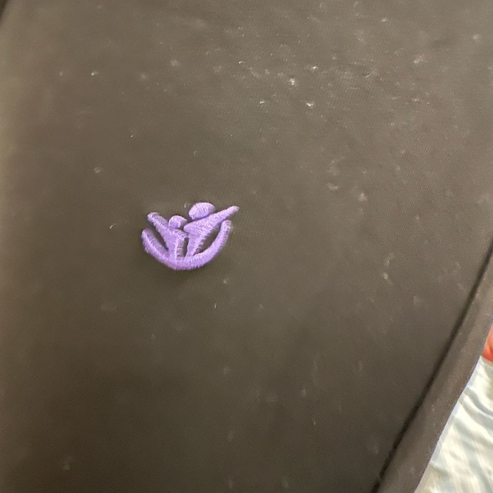 Tracksuit set - Picture 8 of 10